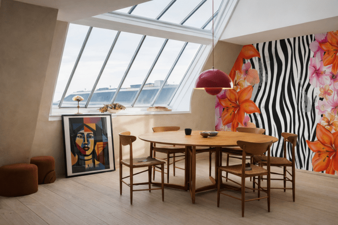 Tropical Stripe Cascade