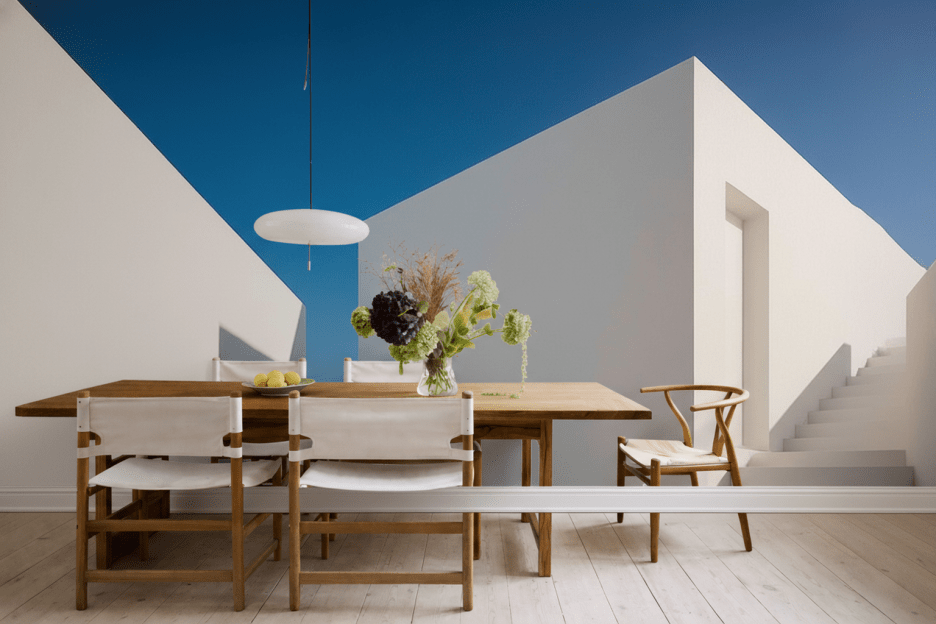 Geometric Lattice Escape